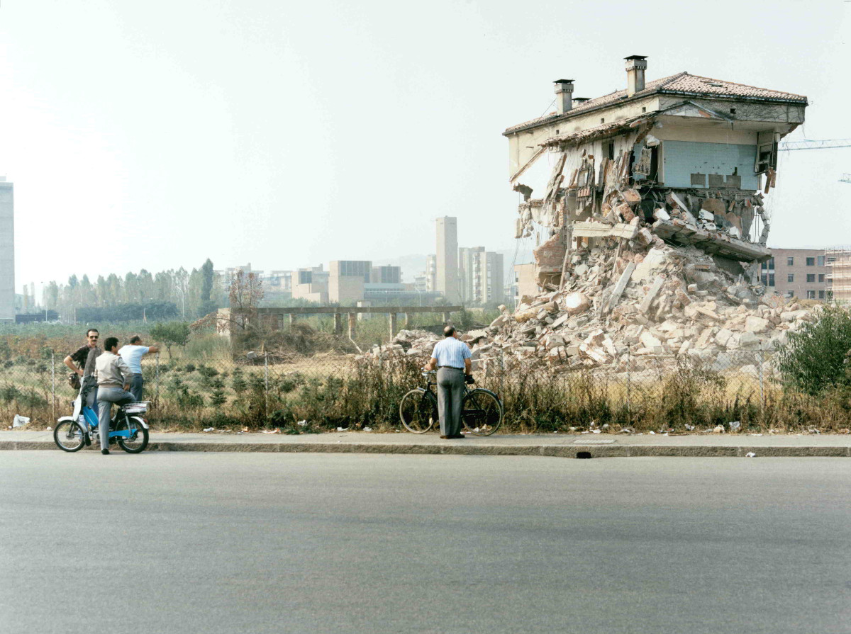 © Luigi Ghirri, Sassuolo, 1985 Courtesy Biblioteca Panizzi