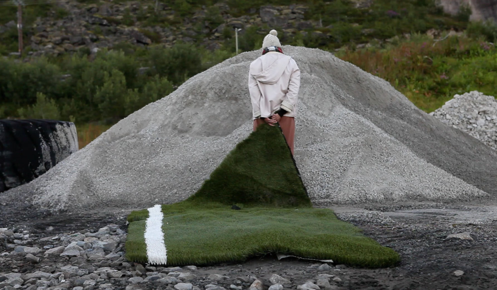 1_Maanantai_Attempt-to-Conquer_2012 Maanantai, Attempt to Conquer, Lofoten, 2012, Video works; 1’48” © Maanantai