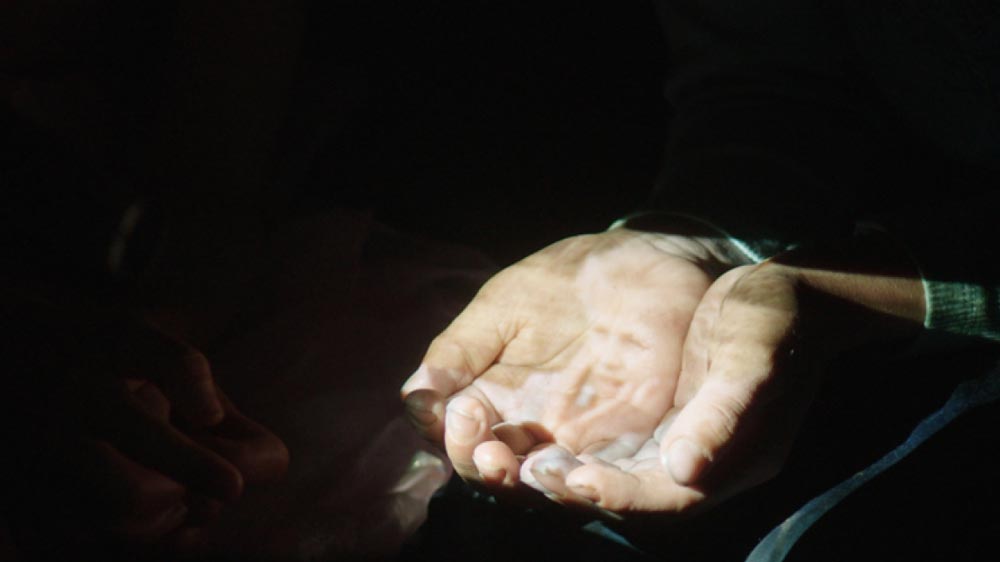 3-Braguino Clément Cogitore, Braguino ou la communautè impossible, 2017 © Clément Cogitore /Mac Val/ ADAGP, Paris 2017