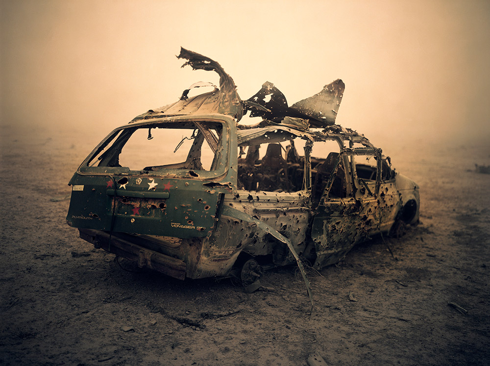 Grand Voyager Sunni Triangle, 2009 © Richard Mosse. Courtesy of the artist and Jack Shainman Gallery, New York