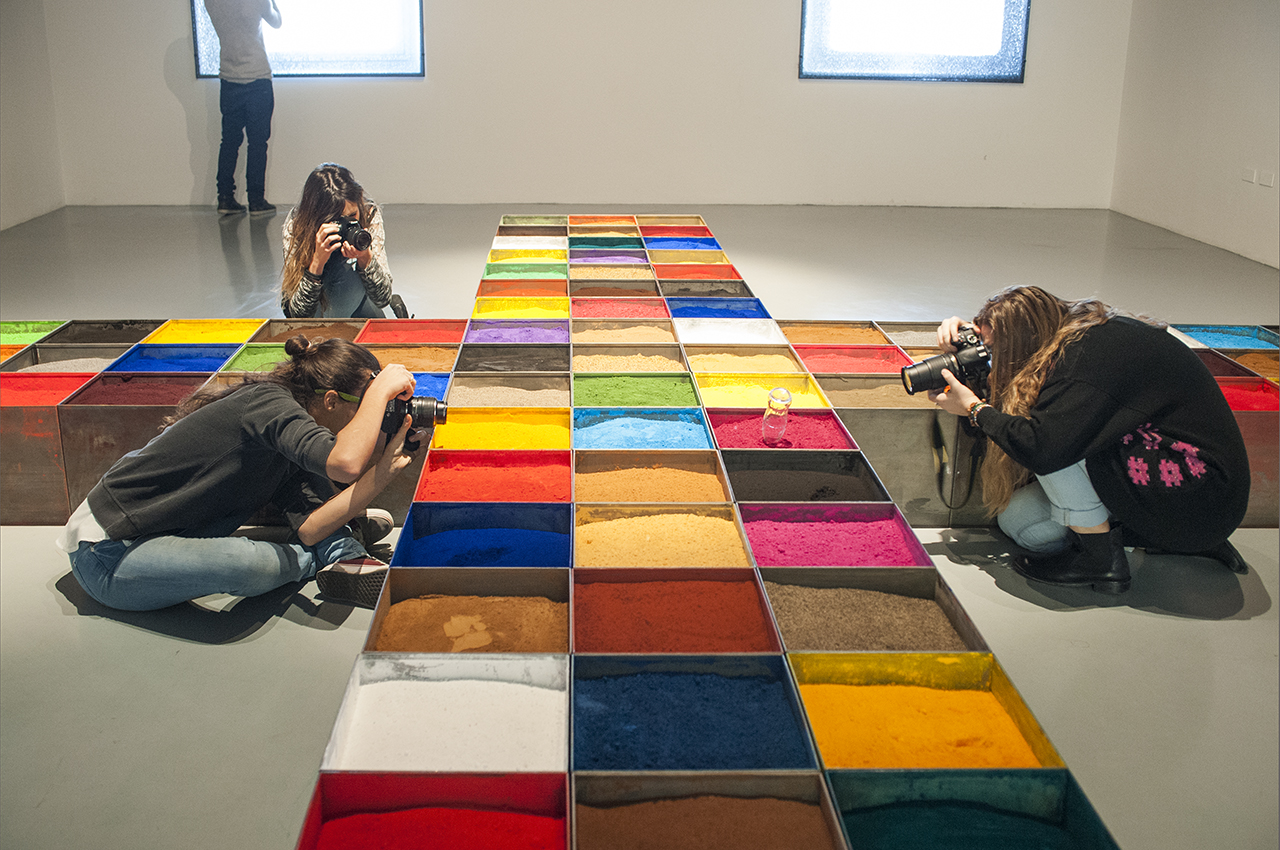 LAU3117 Speciale Diciottoventicinque backstage