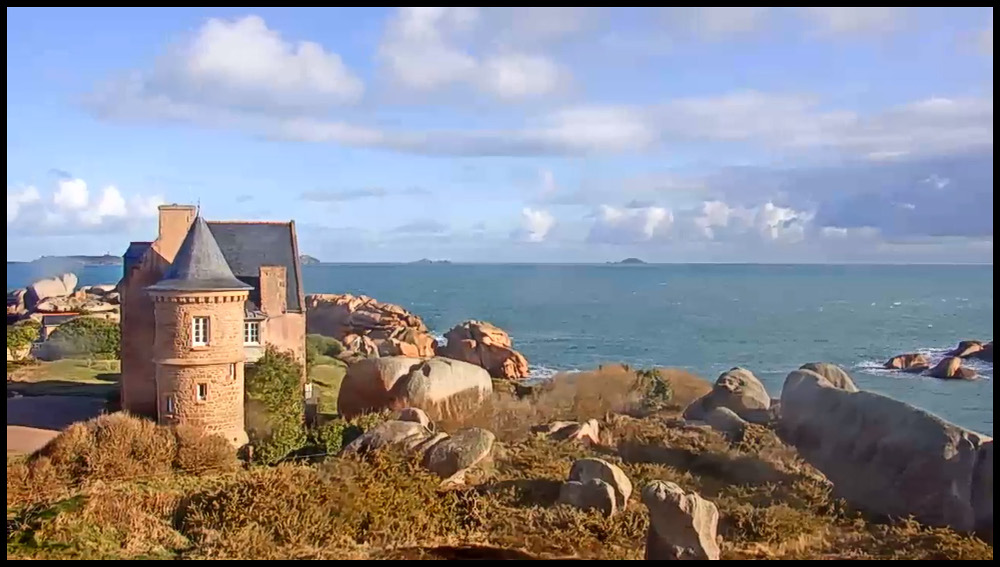 Le-Sentier-des-Douaniers-France Mishka Henner, Le Sentier des Douaniers, France